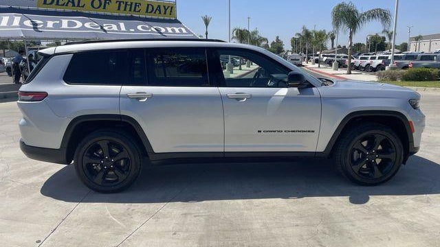 2023 Jeep Grand Cherokee L Laredo X