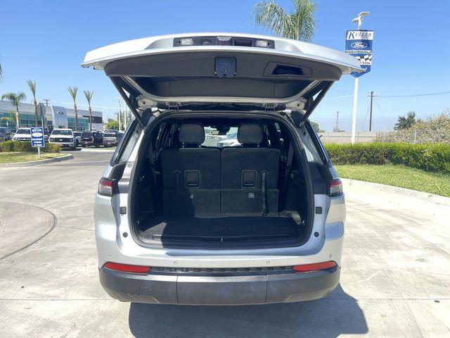 2023 Jeep Cherokee - $28,450