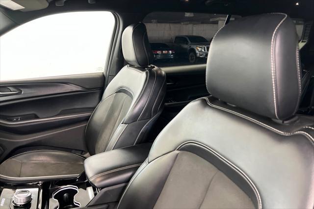 2023 Jeep Cherokee - $27,999