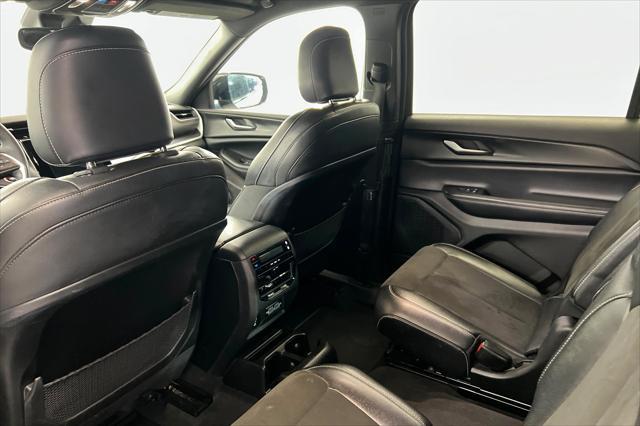2023 Jeep Cherokee - $27,999
