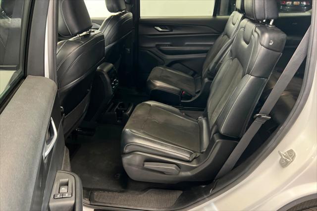 2023 Jeep Cherokee - $27,999