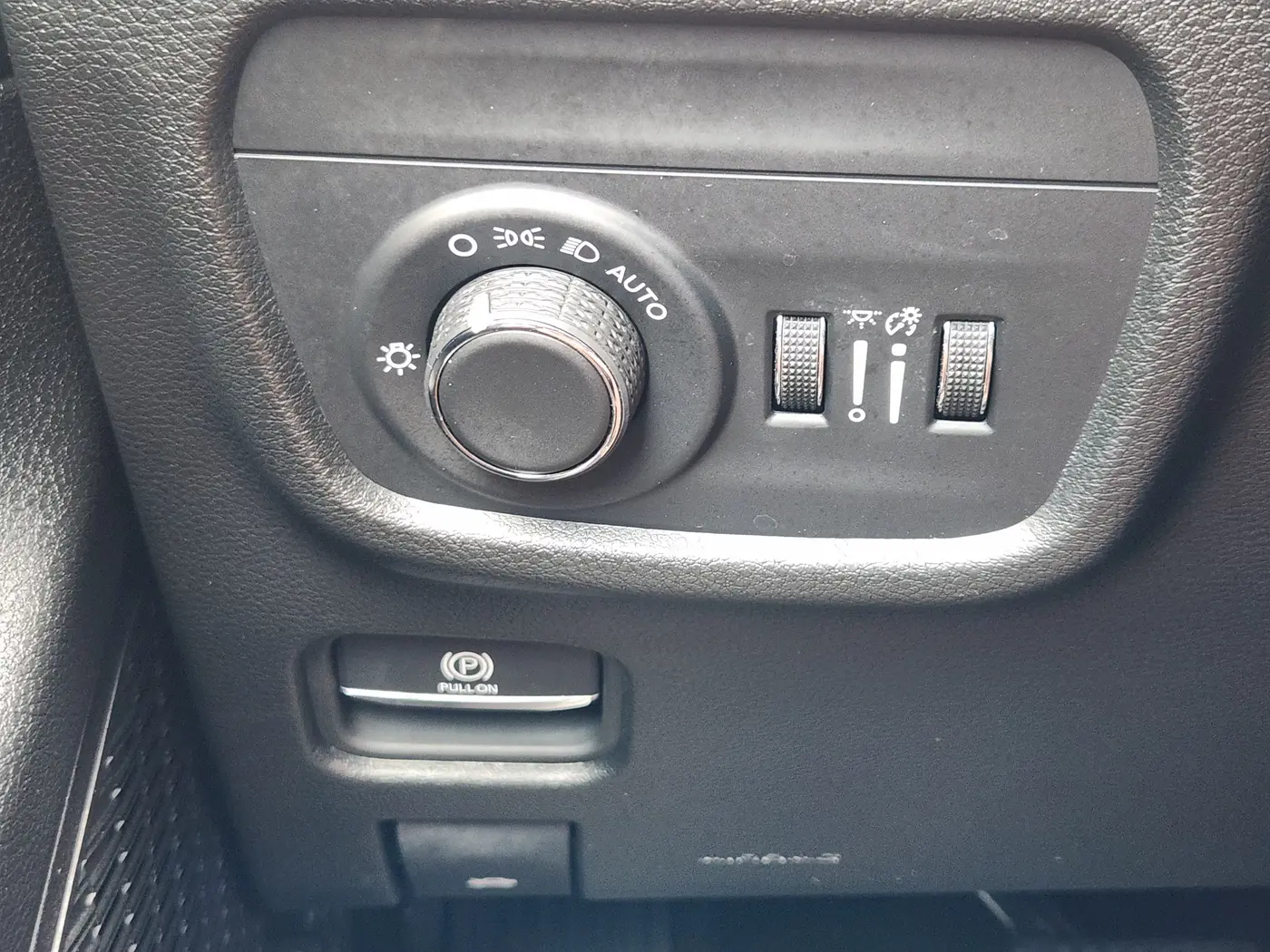 2025 Jeep Cherokee - $35,928
