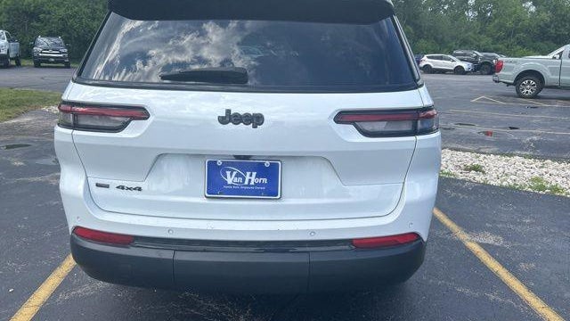 2021 Jeep Grand Cherokee L Laredo