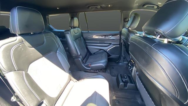 2021 Jeep Grand Cherokee L Laredo