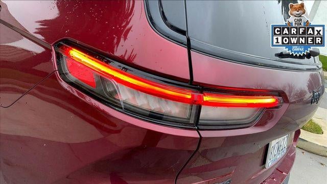 2021 Jeep Grand Cherokee L Laredo