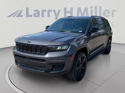 Photo of a 2022 Jeep Grand Cherokee L 4X4 Laredo 4DR SUV for sale