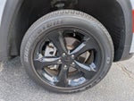 2023 Grand Cherokee L Thumbnail 12