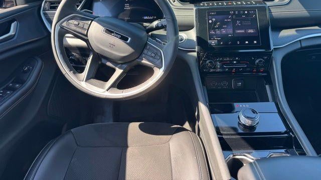 2023 Jeep Grand Cherokee L Laredo X