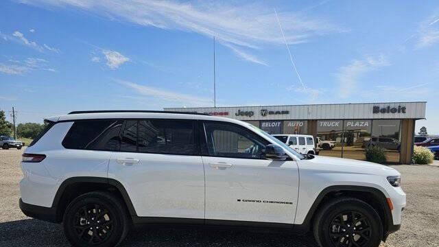 2024 Jeep Grand Cherokee L Laredo