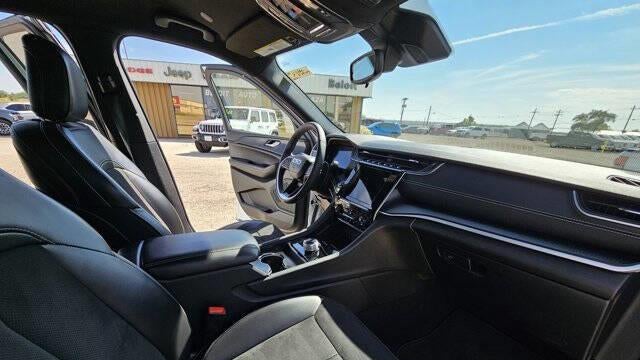 2024 Jeep Grand Cherokee L Laredo