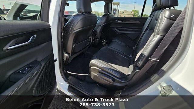 2024 Jeep Grand Cherokee L Laredo