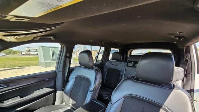 2024 Jeep Grand Cherokee L Laredo