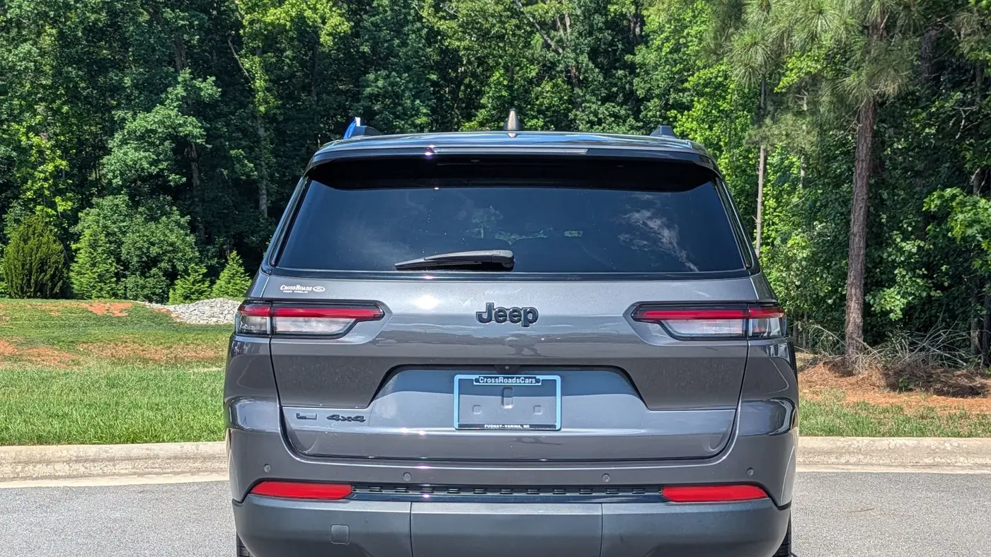2023 Jeep Grand Cherokee L Laredo X