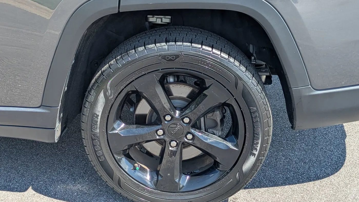 2023 Jeep Grand Cherokee L Laredo X