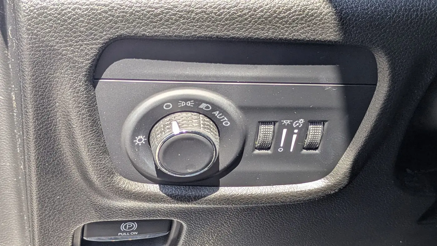 2023 Jeep Grand Cherokee L Laredo X