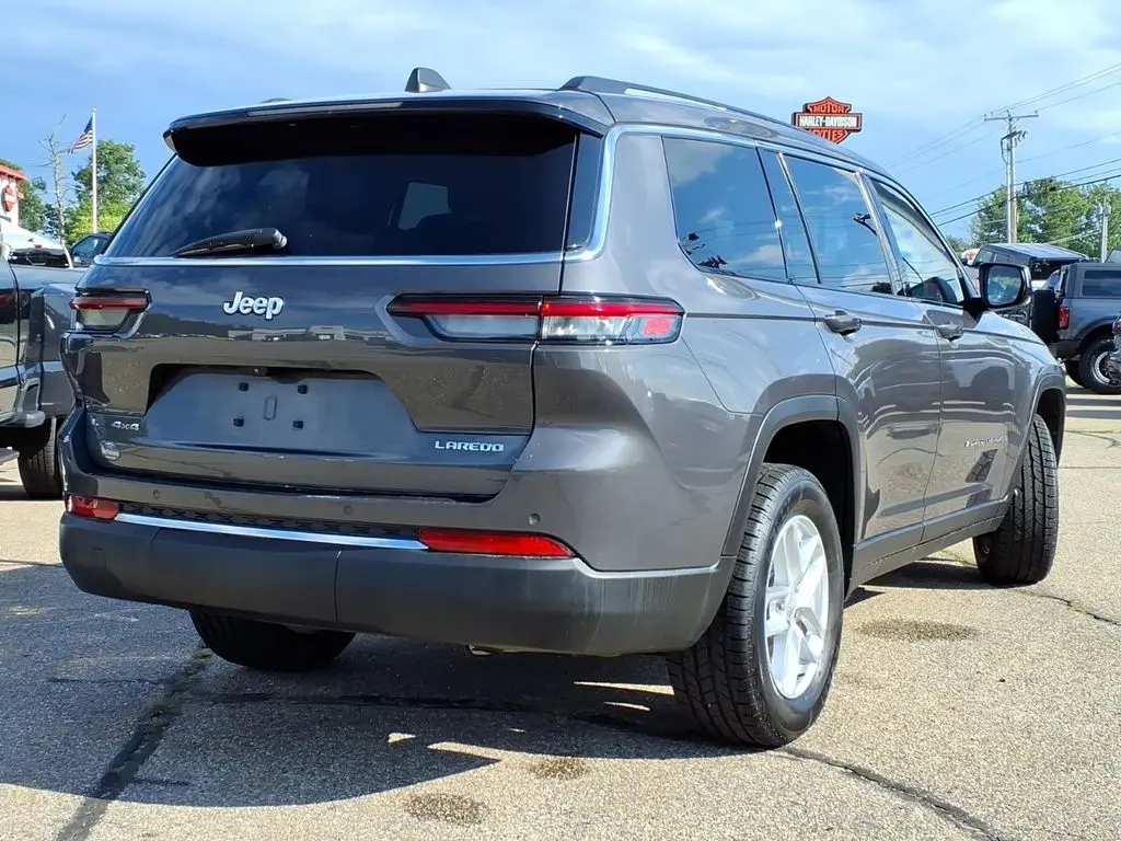 2023 Jeep Cherokee - $27,241