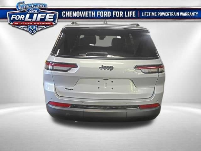 2023 Jeep Cherokee - $33,895
