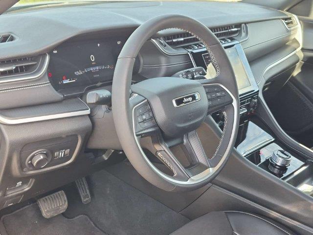 2024 Jeep Cherokee - $33,090