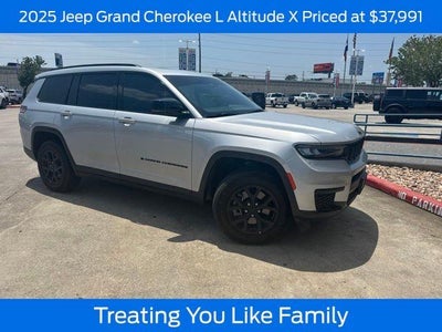 Photo of a 2025 Jeep Grand Cherokee L 4X4 Laredo 4DR SUV for sale