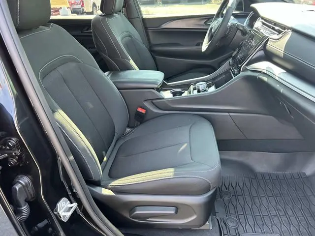 2026 Jeep Cherokee - $39,999