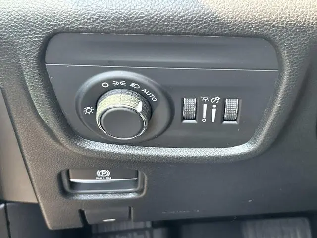 2026 Jeep Cherokee - $39,999