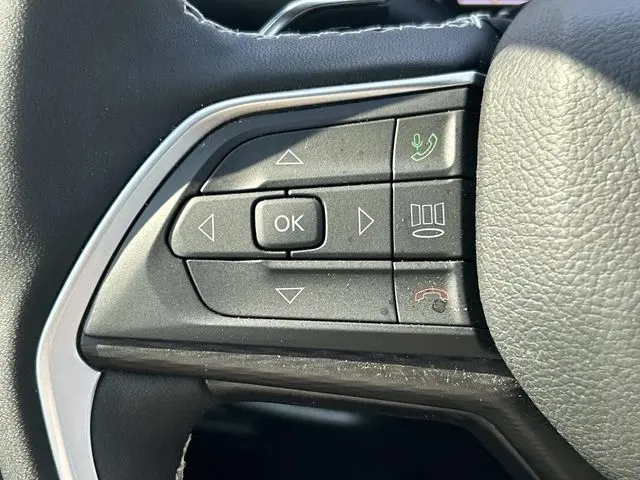 2026 Jeep Cherokee - $39,999