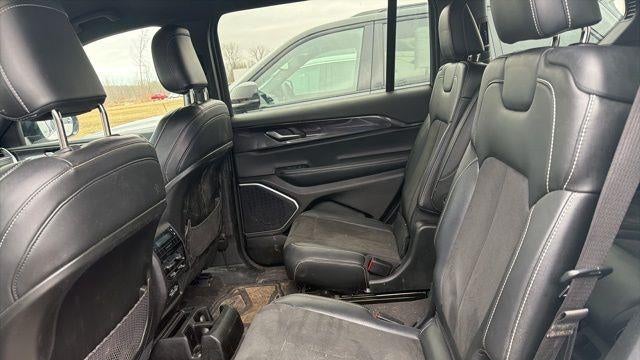 2021 Jeep Grand Cherokee L Laredo