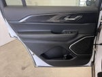 2022 Grand Cherokee L Thumbnail 22