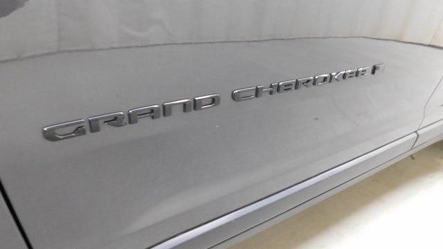 2022 Jeep Grand Cherokee L Laredo