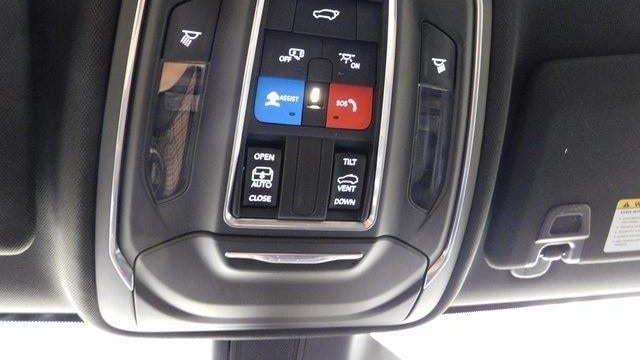 2022 Jeep Grand Cherokee L Laredo