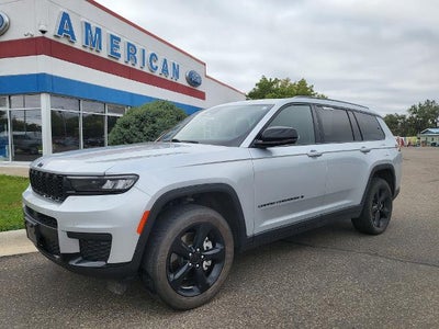 2023 Jeep Grand Cherokee L 4X4 Laredo 4DR SUV