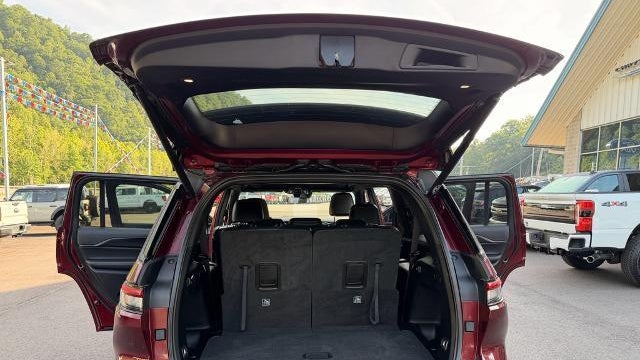 2025 Jeep Grand Cherokee L Laredo X