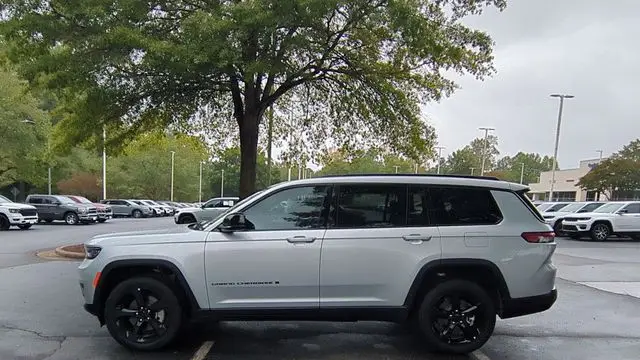 2025 Jeep Grand Cherokee L Altitude
