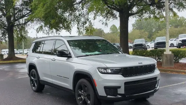 2025 Jeep Grand Cherokee L Altitude
