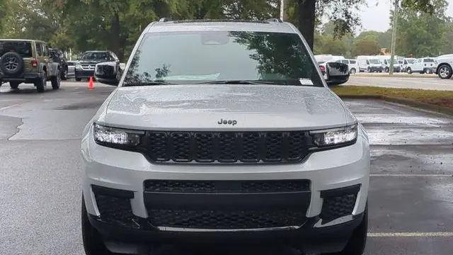 2025 Jeep Grand Cherokee L Altitude