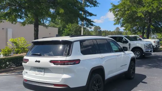 2026 Jeep Grand Cherokee L Altitude