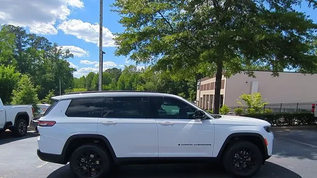 2026 Jeep Grand Cherokee L Altitude