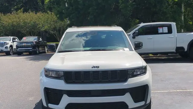 2026 Jeep Grand Cherokee L Altitude