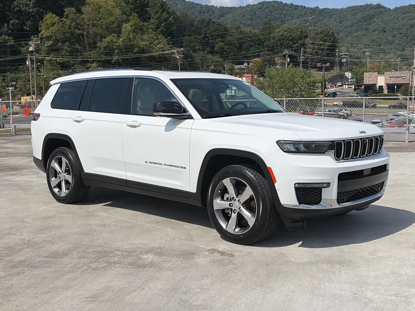 2021 Jeep Cherokee - $26,793