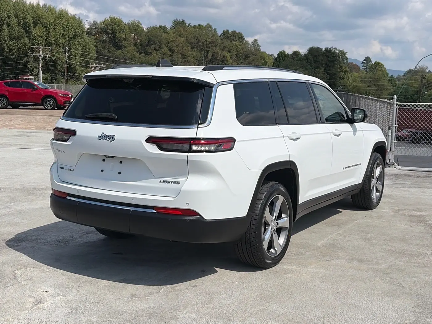 2021 Jeep Cherokee - $26,793