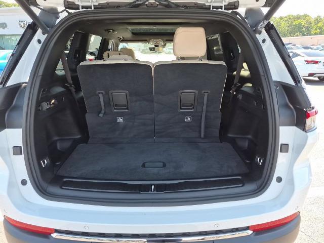2025 Jeep Cherokee - $40,890