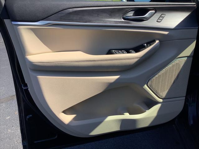 2025 Jeep Cherokee - $41,347