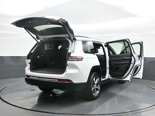 2025 Jeep Cherokee - $37,717