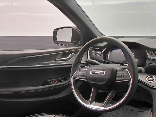 2025 Jeep Cherokee - $37,717