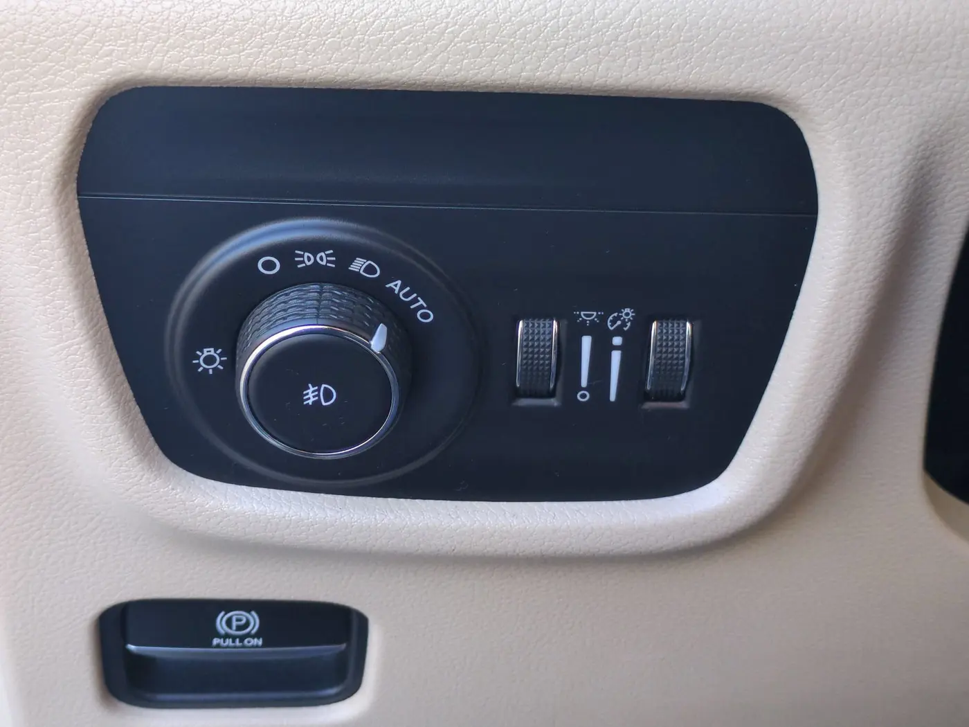 2021 Jeep Cherokee - $25,000