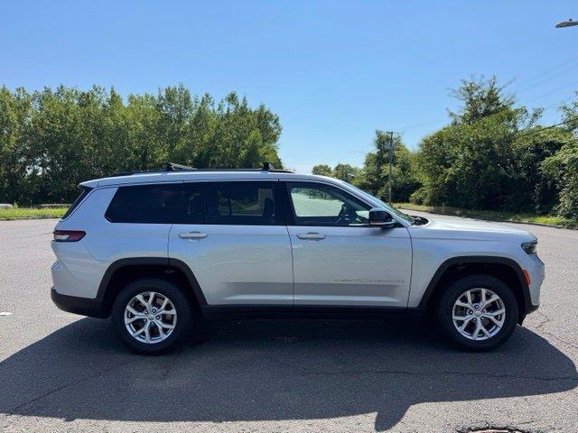 2022 Jeep Cherokee - $22,985