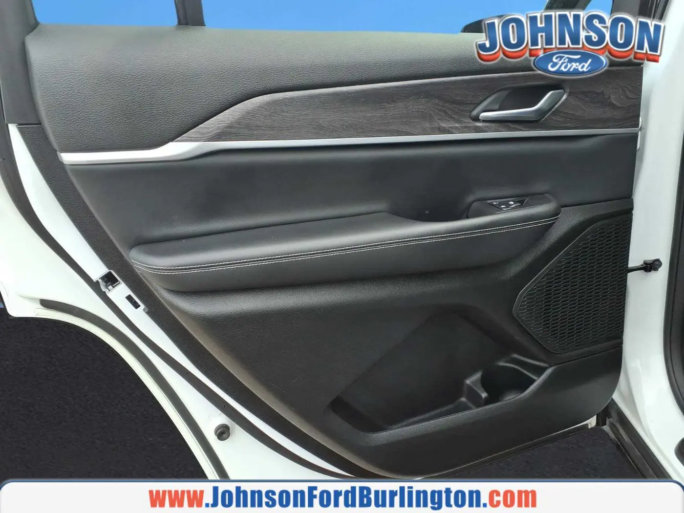 2023 Jeep Cherokee - $30,500