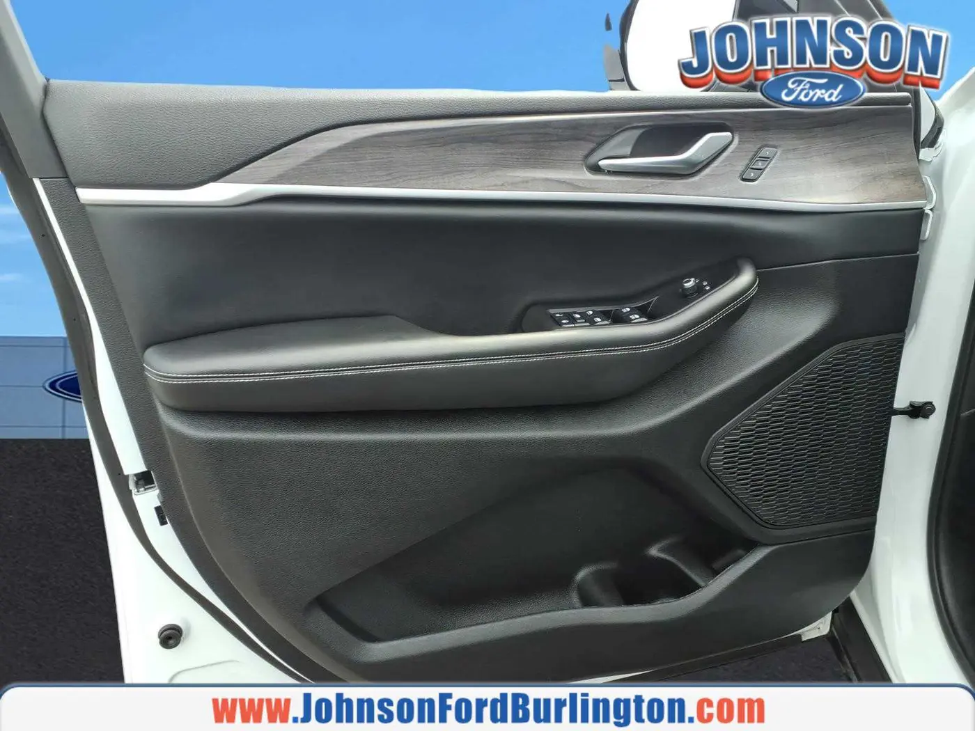 2023 Jeep Cherokee - $30,500