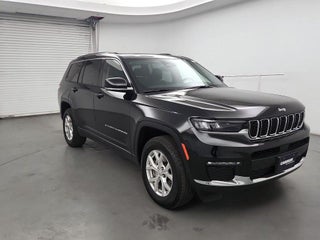 2023 Jeep Grand Cherokee L with Diamond Black Crystal Pearlcoat Exterior