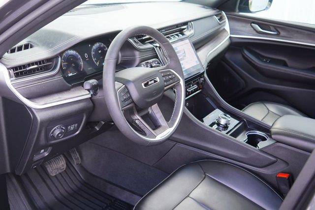 2025 Jeep Cherokee - $41,000